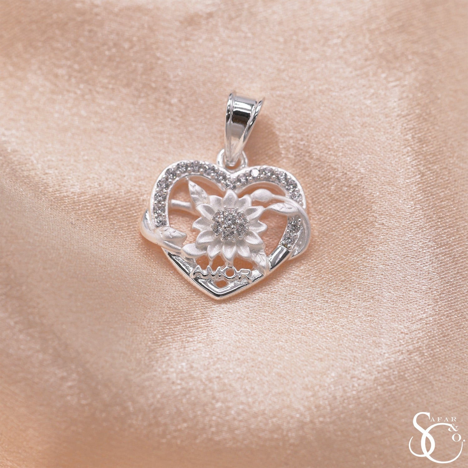 925 Sterling Silver Heart Flower Charm Pendant