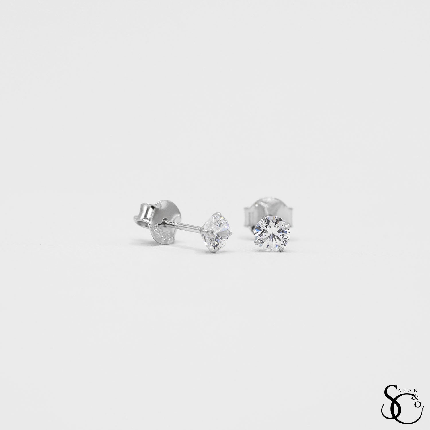 925 Sterling Silver Solitaire Round Stud Earrings