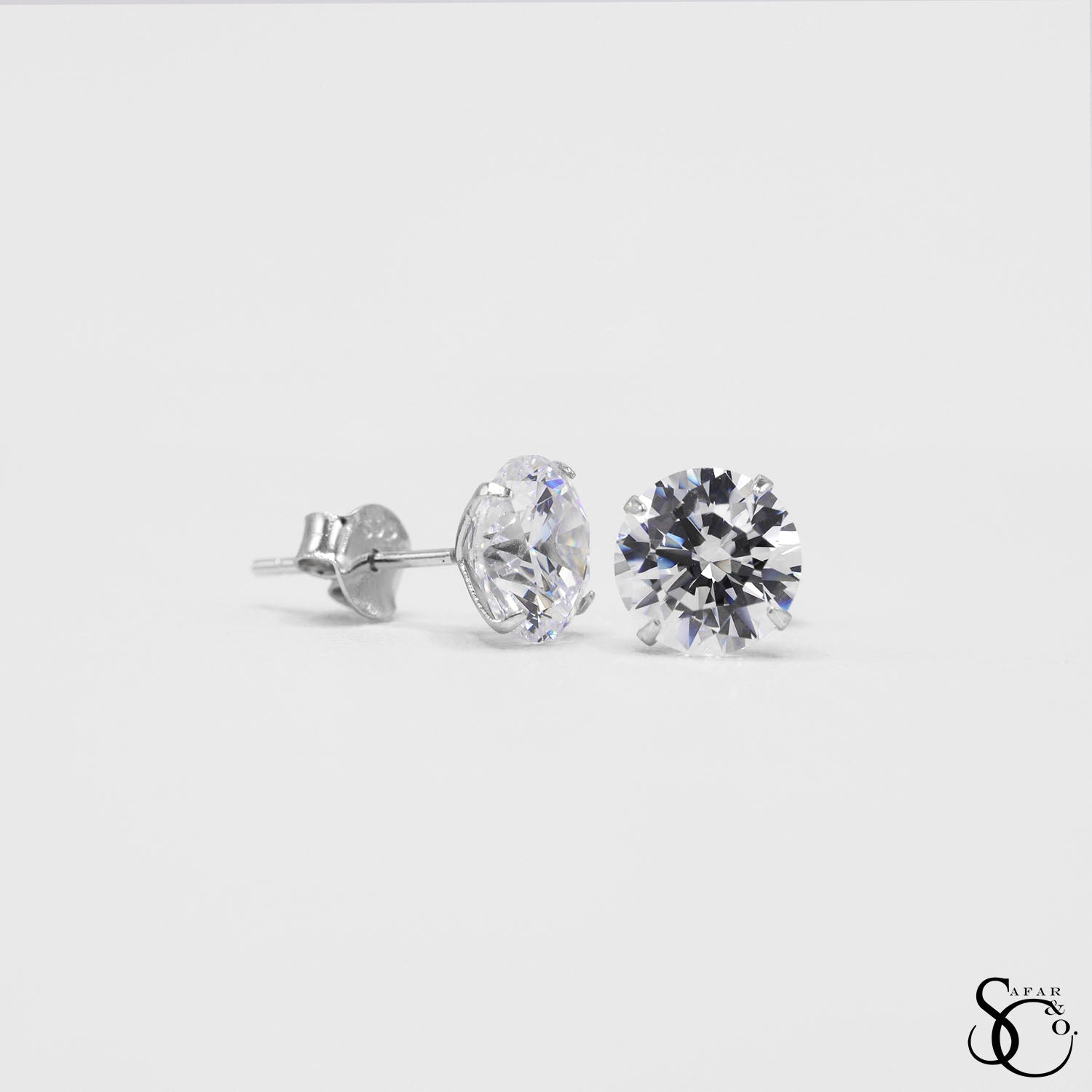 925 Sterling Silver Solitaire Round Stud Earrings
