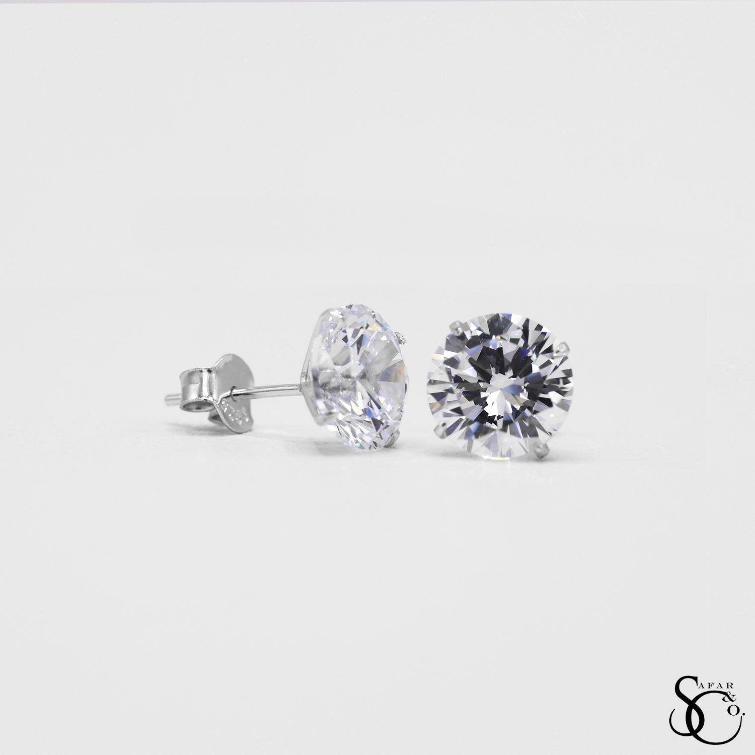 925 Sterling Silver Solitaire Round Stud Earrings