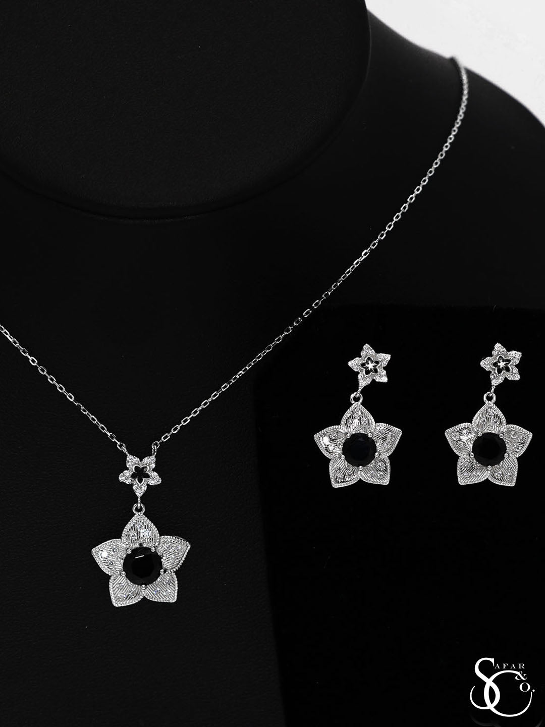 925 Sterling Silver Flower Necklace Earrings Set