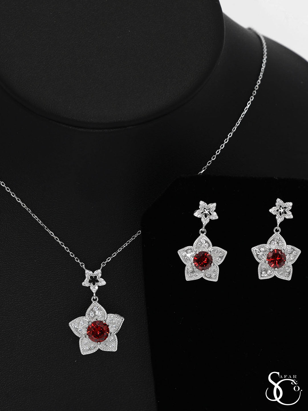 925 Sterling Silver Flower Necklace Earrings Set